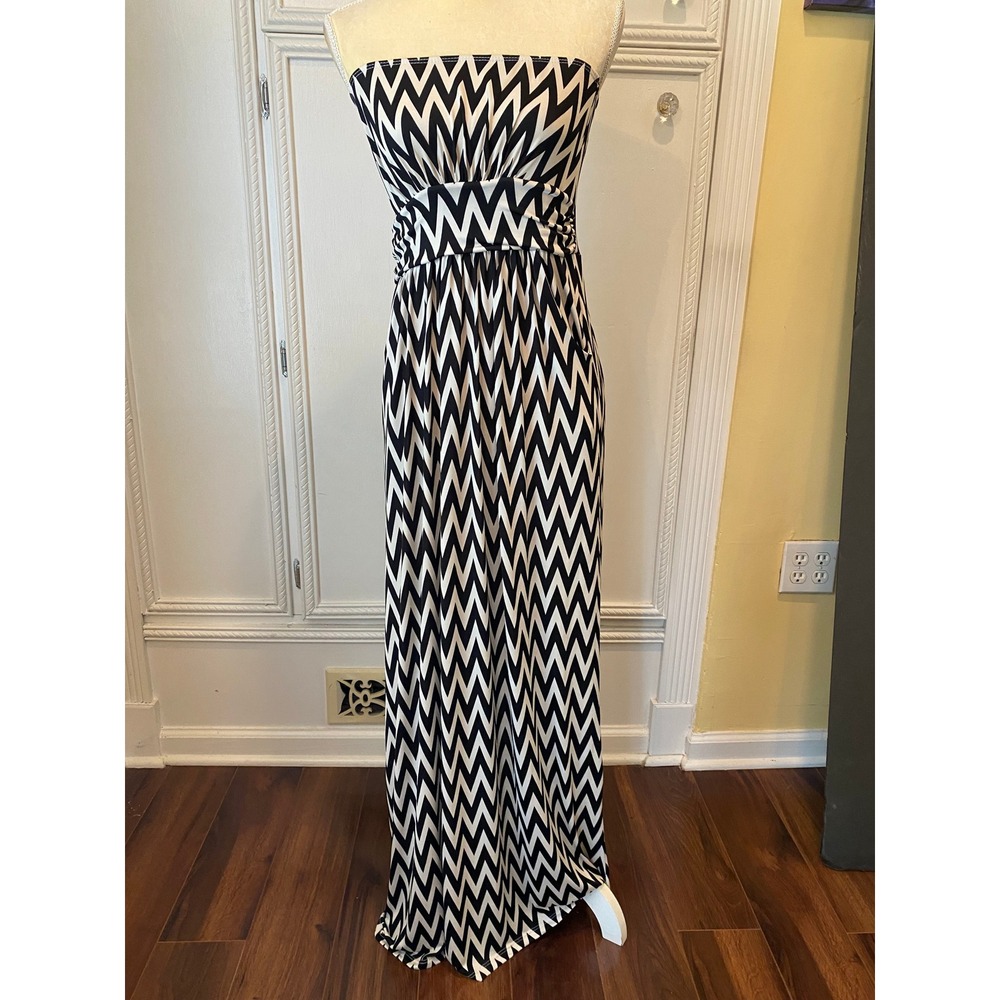 Loila Womens Black White Chevron Zig Zag Strapless Tube Top Maxi Dress Boho